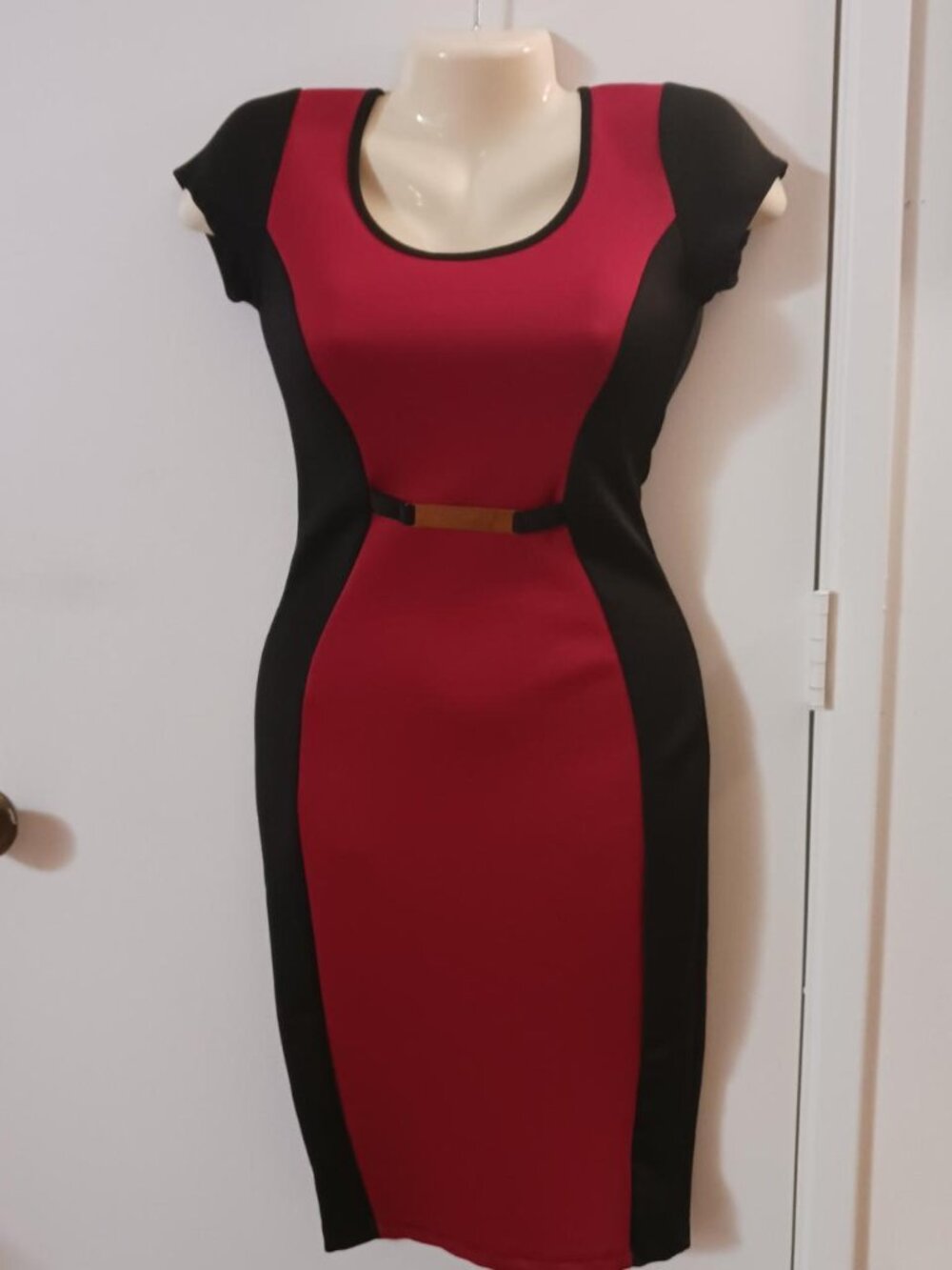 ❤️Chicshoppe❤️ Beautiful Hourglass Bodycon Dress